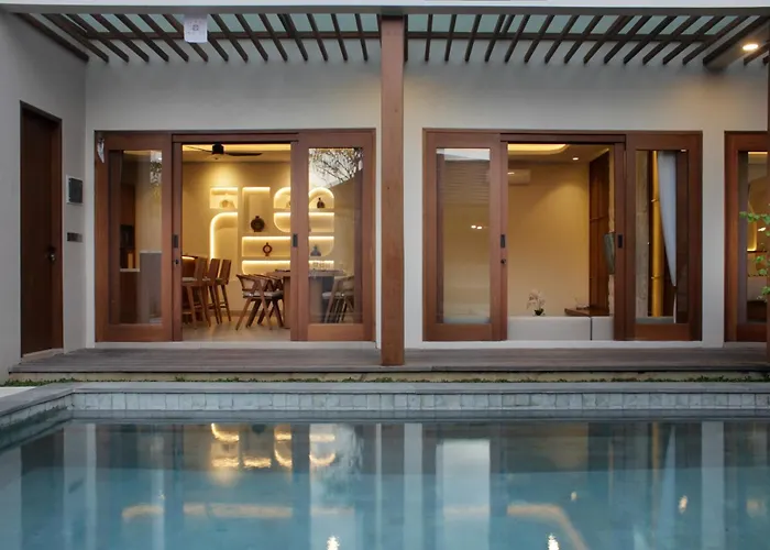 Villa The Murdha Seminyak (Bali)