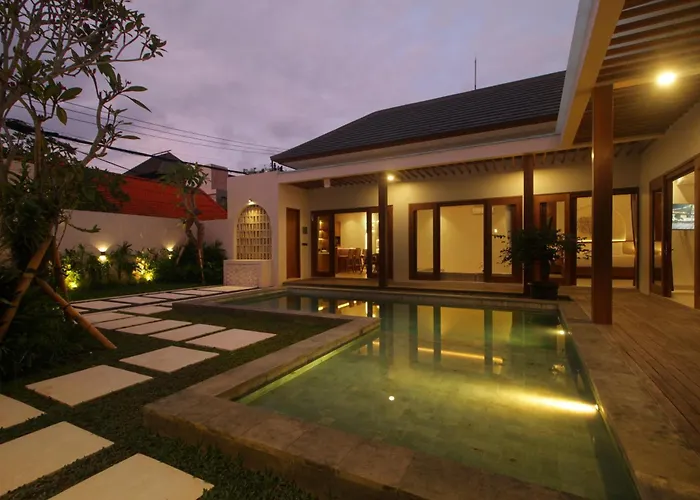 Villa The Murdha Seminyak (Bali)