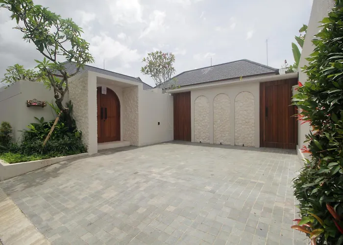 The Murdha Villa Seminyak (Bali)