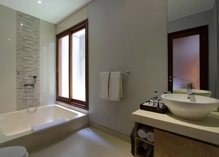 Villa The Murdha Seminyak (Bali)